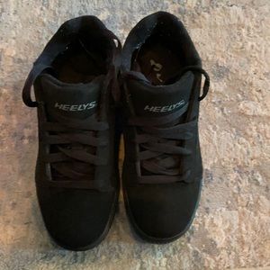HEELYS black size 6